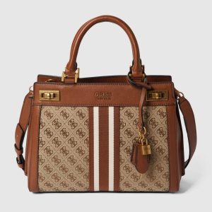 GUESS KATEY BROWN BAG – GEANTĂ MEDIE MARO CU LOGO ȘI DETALII AURII